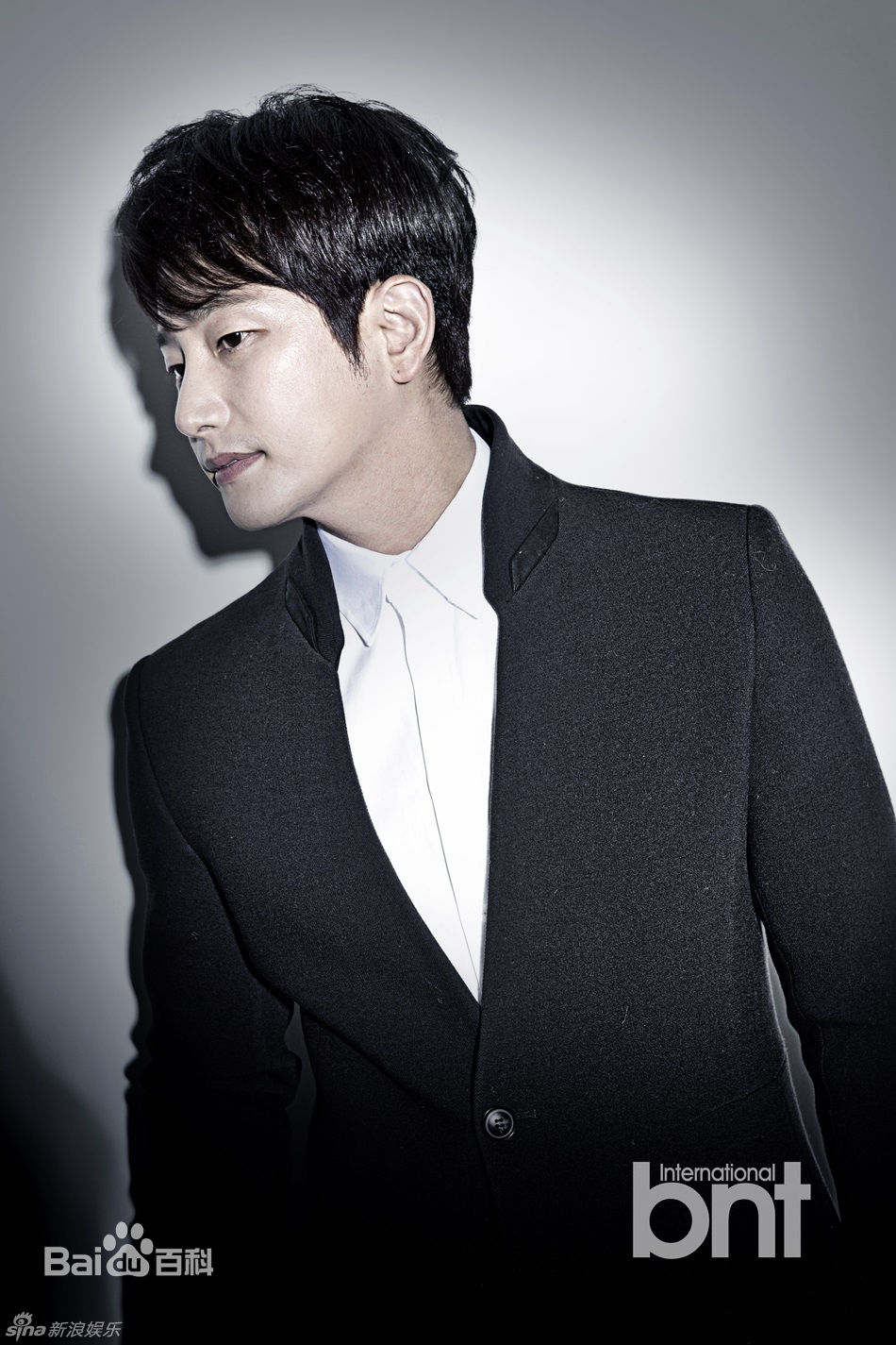 朴施厚(，Park Si Hoo)图册一前后照片