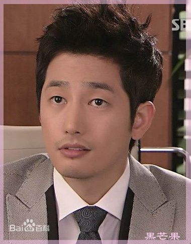 最新朴施厚(，Park Si Hoo)在《遇见完美邻居的方法》图册中的壁纸