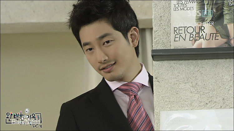 最新朴施厚(，Park Si Hoo)在《遇见完美邻居的方法》图册中的壁纸