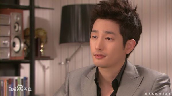 最新朴施厚(，Park Si Hoo)在《遇见完美邻居的方法》图册中的壁纸