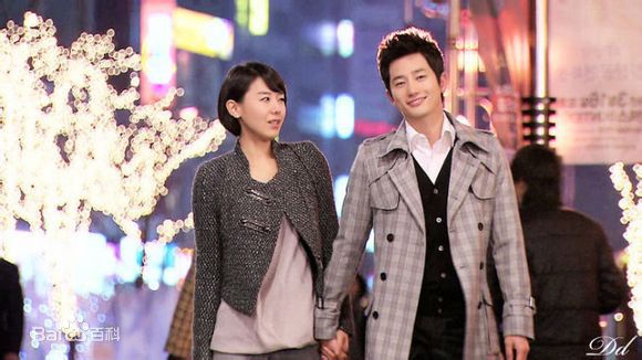 朴施厚(，Park Si Hoo)在《家门的荣光》图册中的