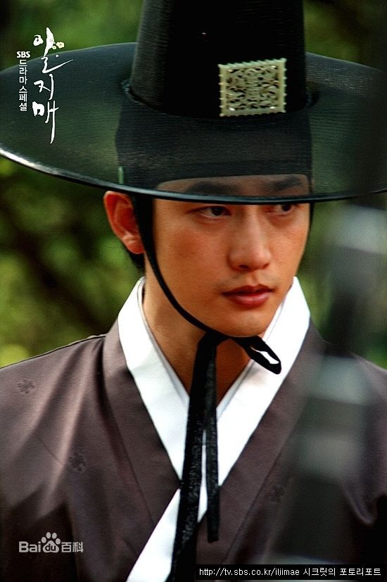 朴施厚(，Park Si Hoo)在《一枝梅》图册中的