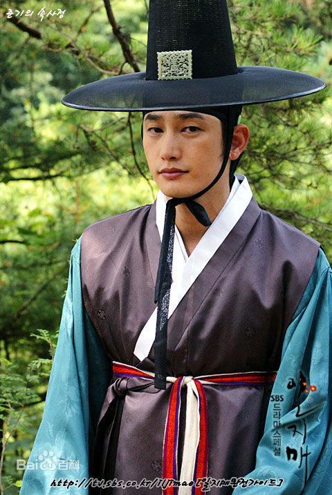 朴施厚(，Park Si Hoo)在《一枝梅》图册中的