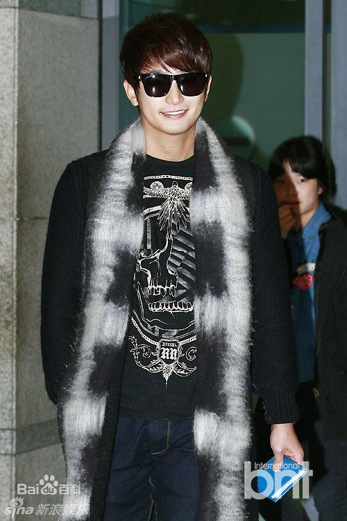 朴施厚(，Park Si Hoo)图册二生活照相册