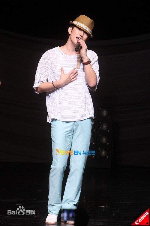 朴施厚(，Park Si Hoo)图册五性感图片图集