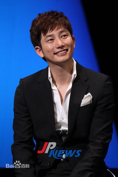 朴施厚(，Park Si Hoo)图册五性感图片图集