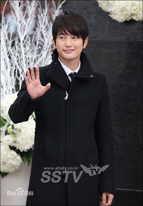 朴施厚(，Park Si Hoo)图册五性感图片图集