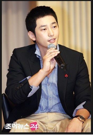 朴施厚(，Park Si Hoo)图册五性感图片图集