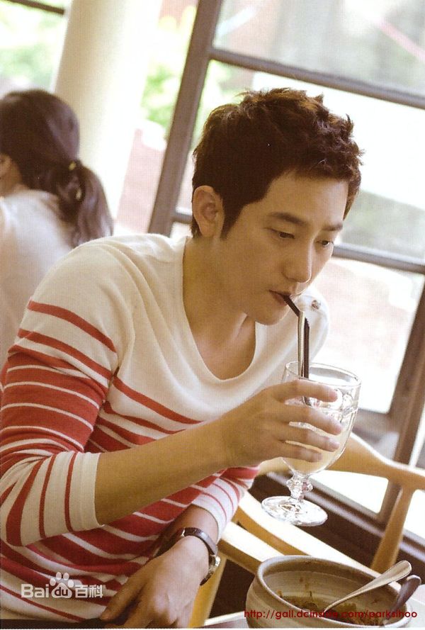 朴施厚(，Park Si Hoo)图册五性感图片图集