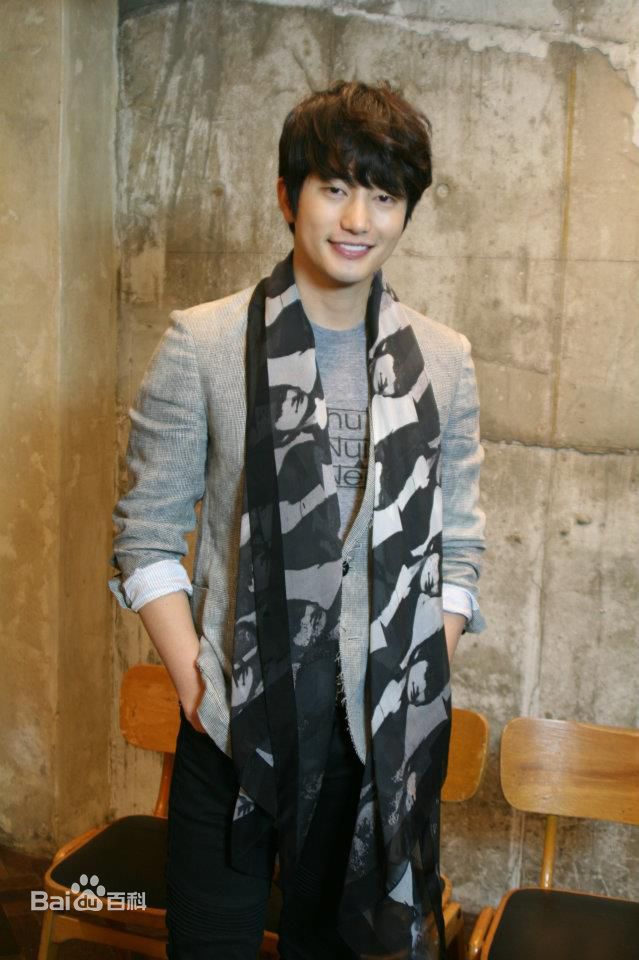 朴施厚(，Park Si Hoo)图册五性感图片图集