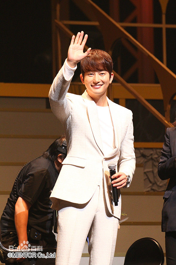 朴施厚(，Park Si Hoo)图册六壁纸壁纸