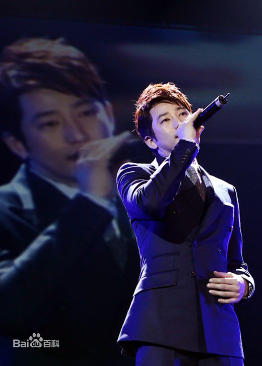 朴施厚(，Park Si Hoo)20110226上海FM图册性感图片壁纸