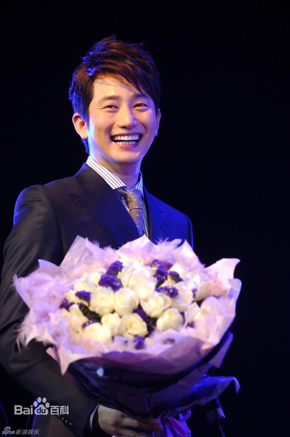 朴施厚(，Park Si Hoo)20110226上海FM图册性感图片壁纸