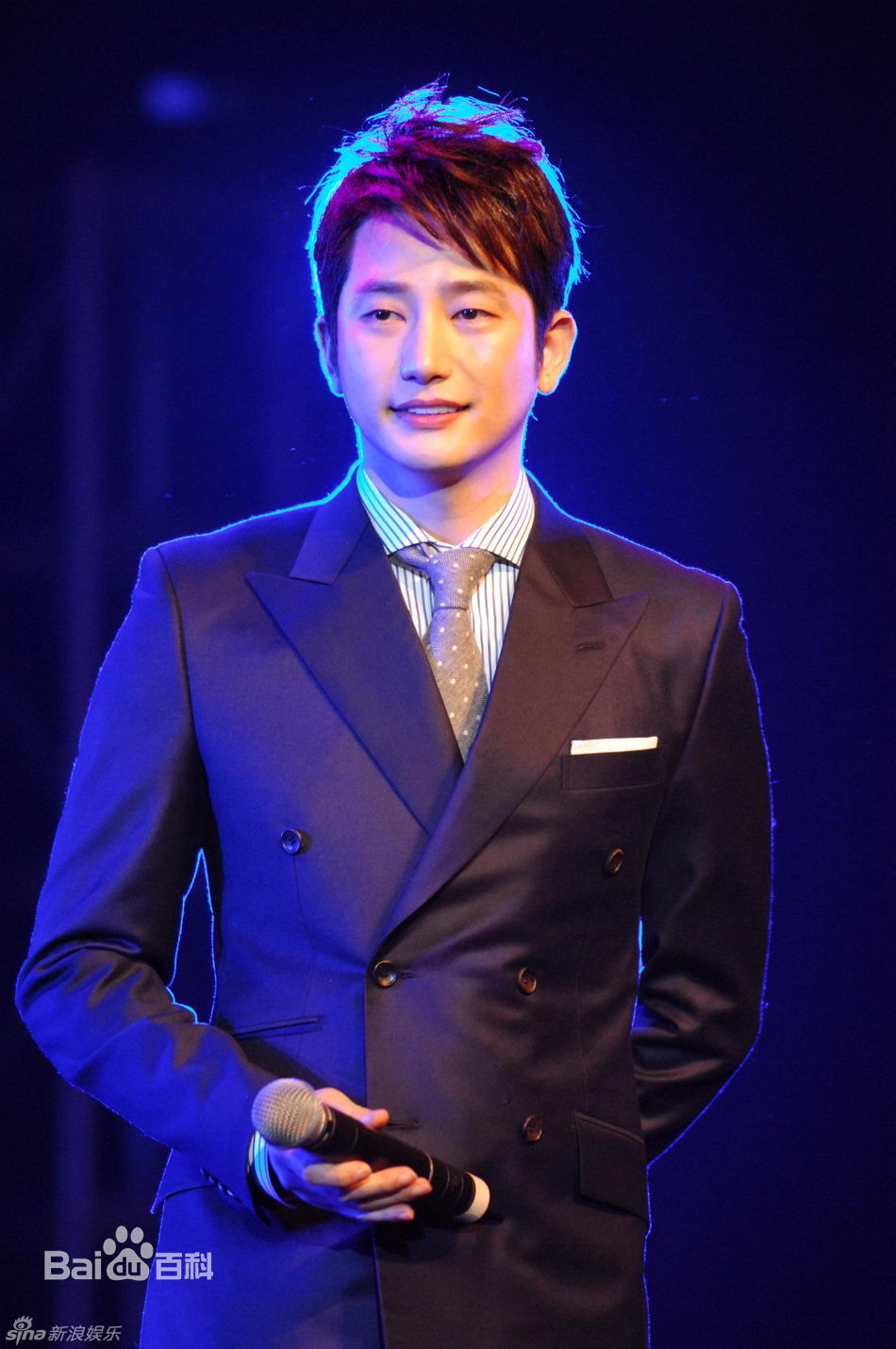 朴施厚(，Park Si Hoo)20110226上海FM图册性感图片壁纸
