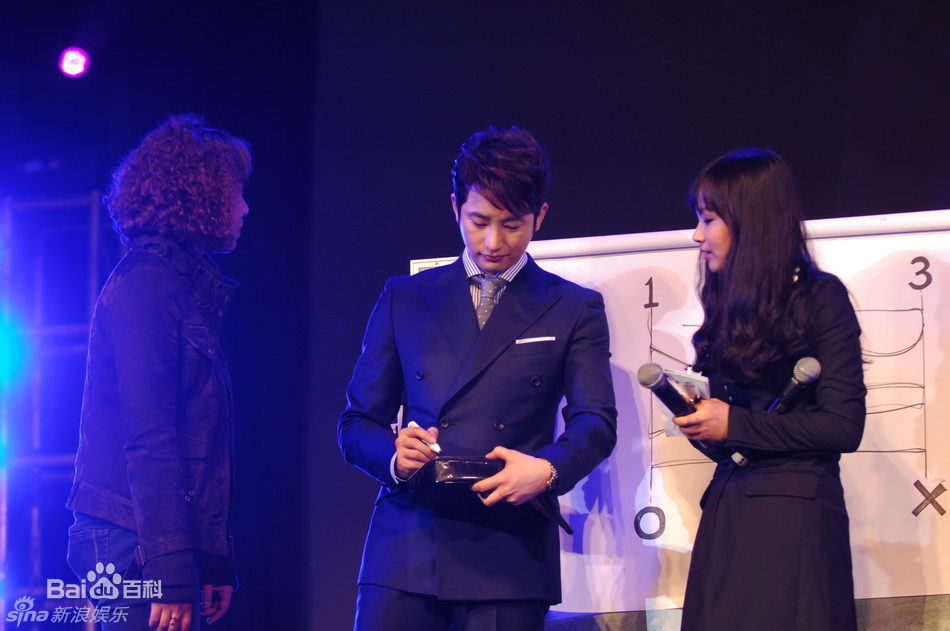 朴施厚(，Park Si Hoo)20110226上海FM图册性感图片壁纸