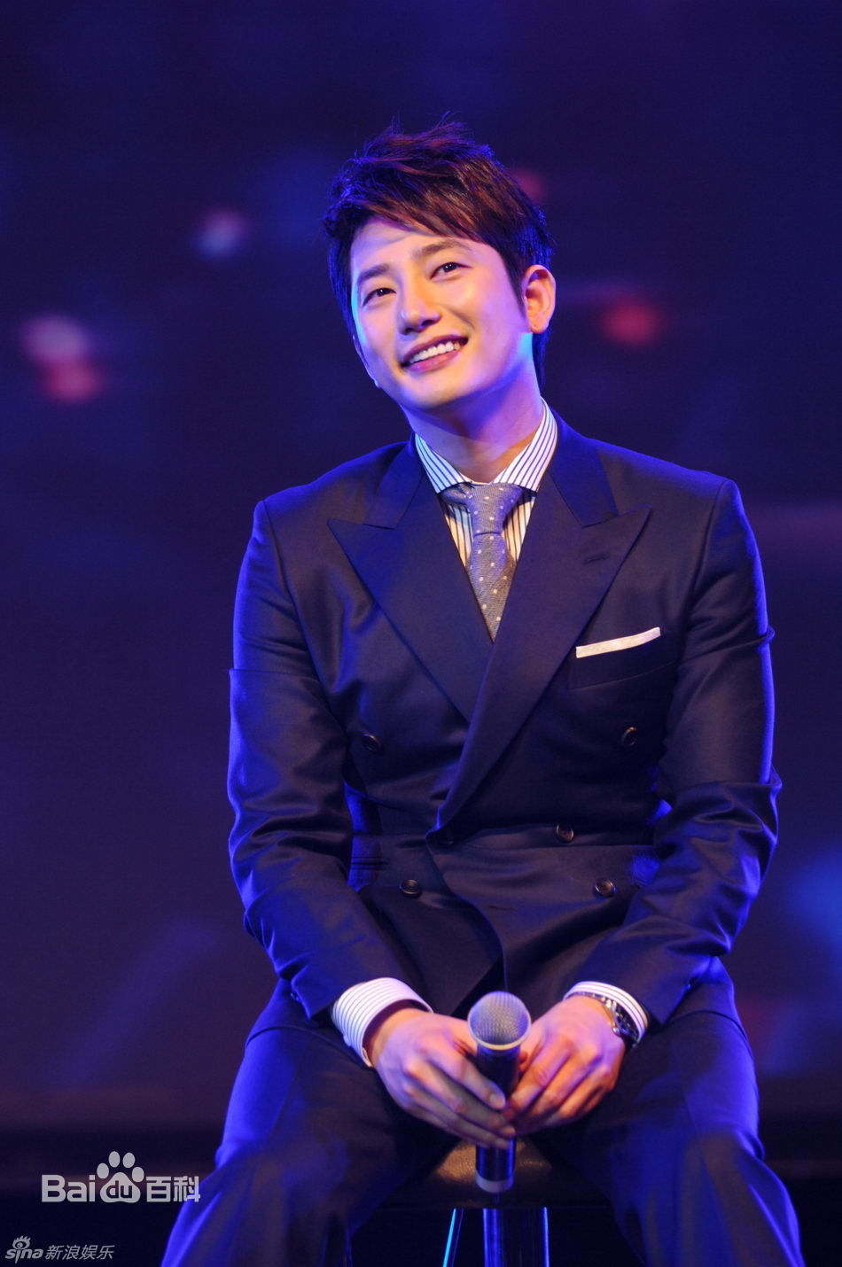 朴施厚(，Park Si Hoo)20110226上海FM图册性感图片壁纸