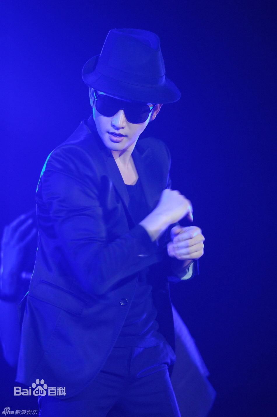 朴施厚(，Park Si Hoo)20110226上海FM图册性感图片壁纸