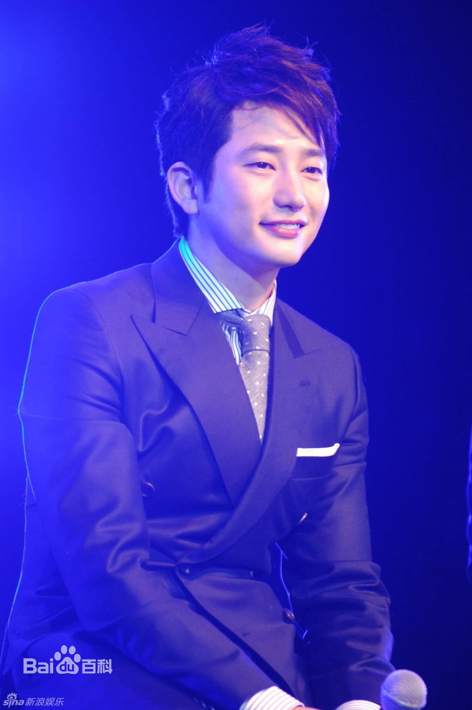朴施厚(，Park Si Hoo)20110226上海FM图册性感图片壁纸