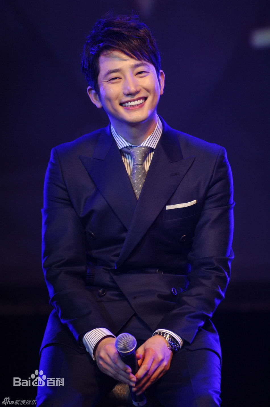 朴施厚(，Park Si Hoo)20110226上海FM图册性感图片壁纸