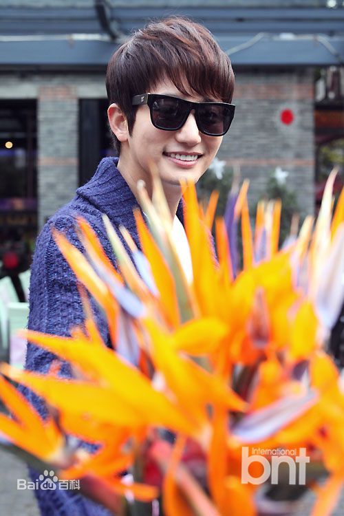 朴施厚(，Park Si Hoo)201401上海行图册素颜照相册