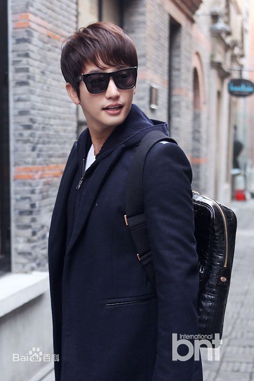 朴施厚(，Park Si Hoo)201401上海行图册素颜照相册