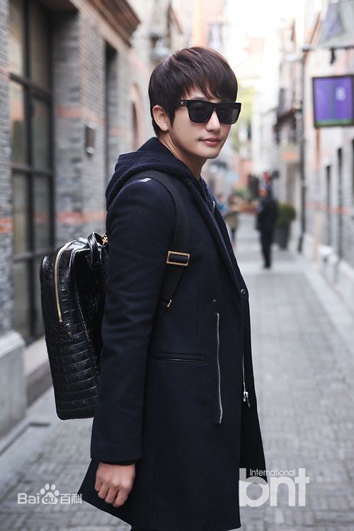 朴施厚(，Park Si Hoo)201401上海行图册素颜照相册