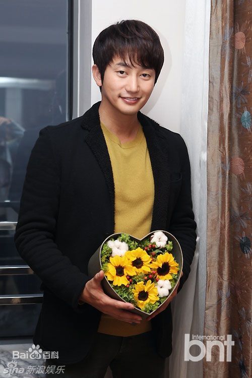 朴施厚(，Park Si Hoo)201401上海行图册素颜照相册