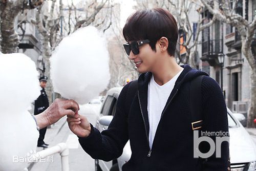 朴施厚(，Park Si Hoo)201401上海行图册素颜照相册