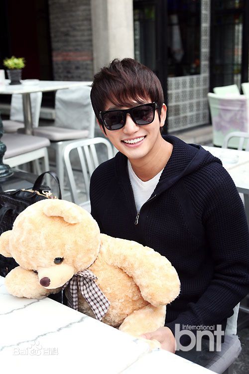 朴施厚(，Park Si Hoo)201401上海行图册素颜照相册