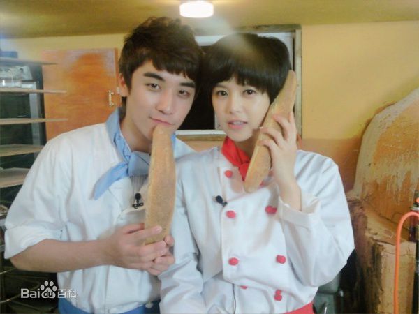 李英雅(Lee Young A)在《面包王金卓求》记者恳谈会中的