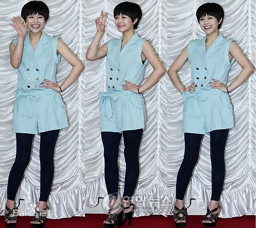 李英雅(Lee Young A)在《面包王金卓求》记者恳谈会中的