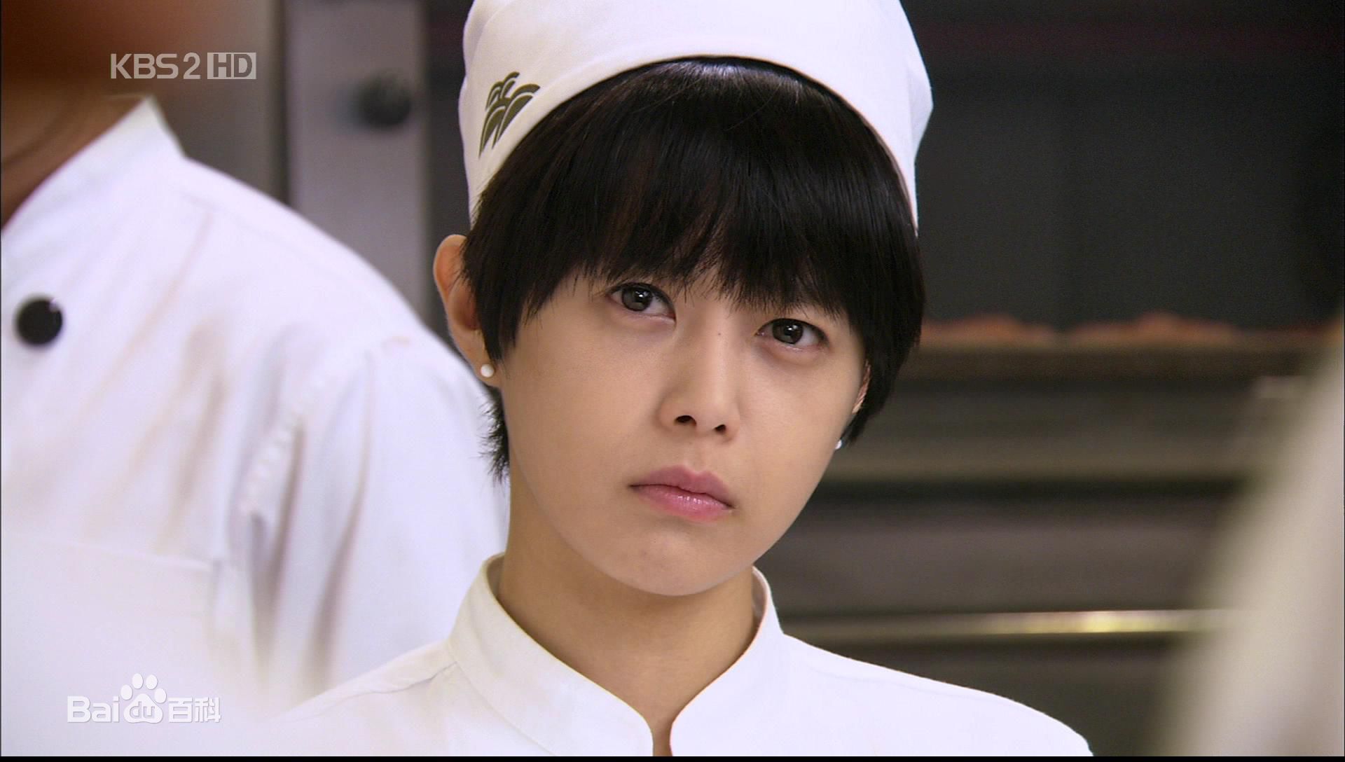 李英雅(Lee Young A)在《面包王金卓求》记者恳谈会中的