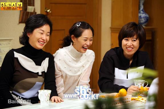 最新李英雅(Lee Young A)《黄金新娘》剧照壁纸