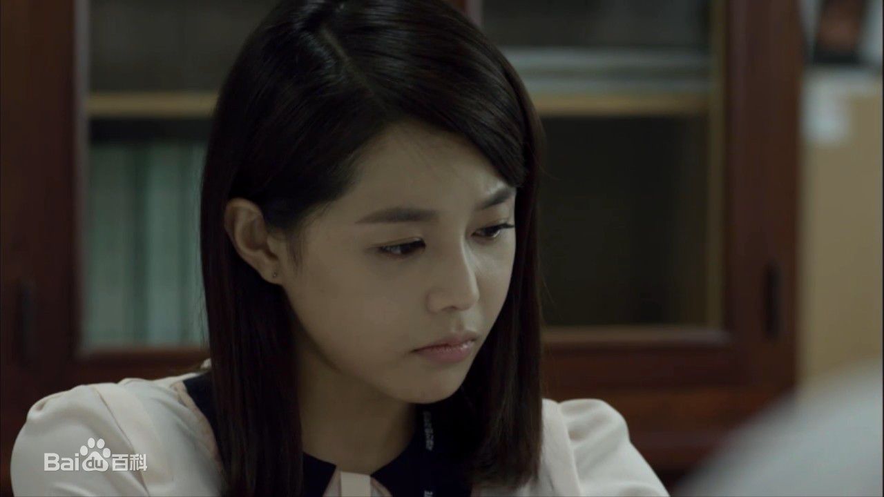 李英雅(Lee Young A)《树木葬》精选剧照