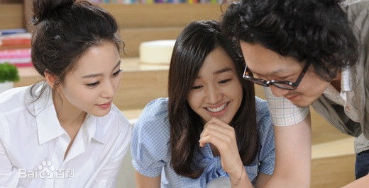 韩艺瑟(Han Ye Seul)慈善活动图片图集