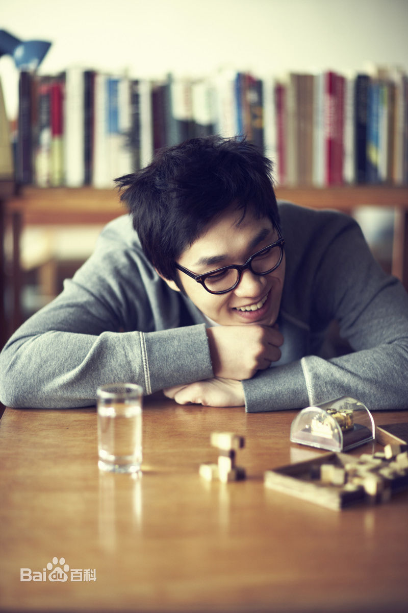 李硕薰（正确汉字名）(，Lee Seok Hoon)专辑素颜照相册