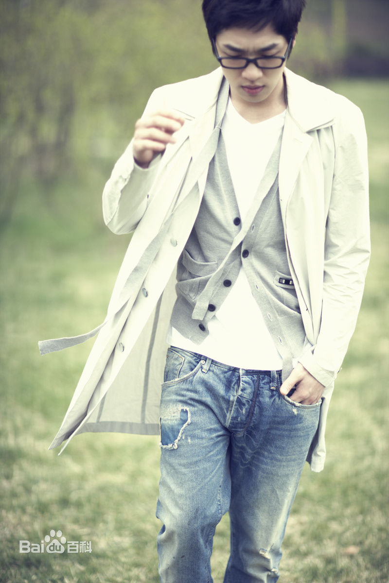 李硕薰（正确汉字名）(，Lee Seok Hoon)专辑素颜照相册