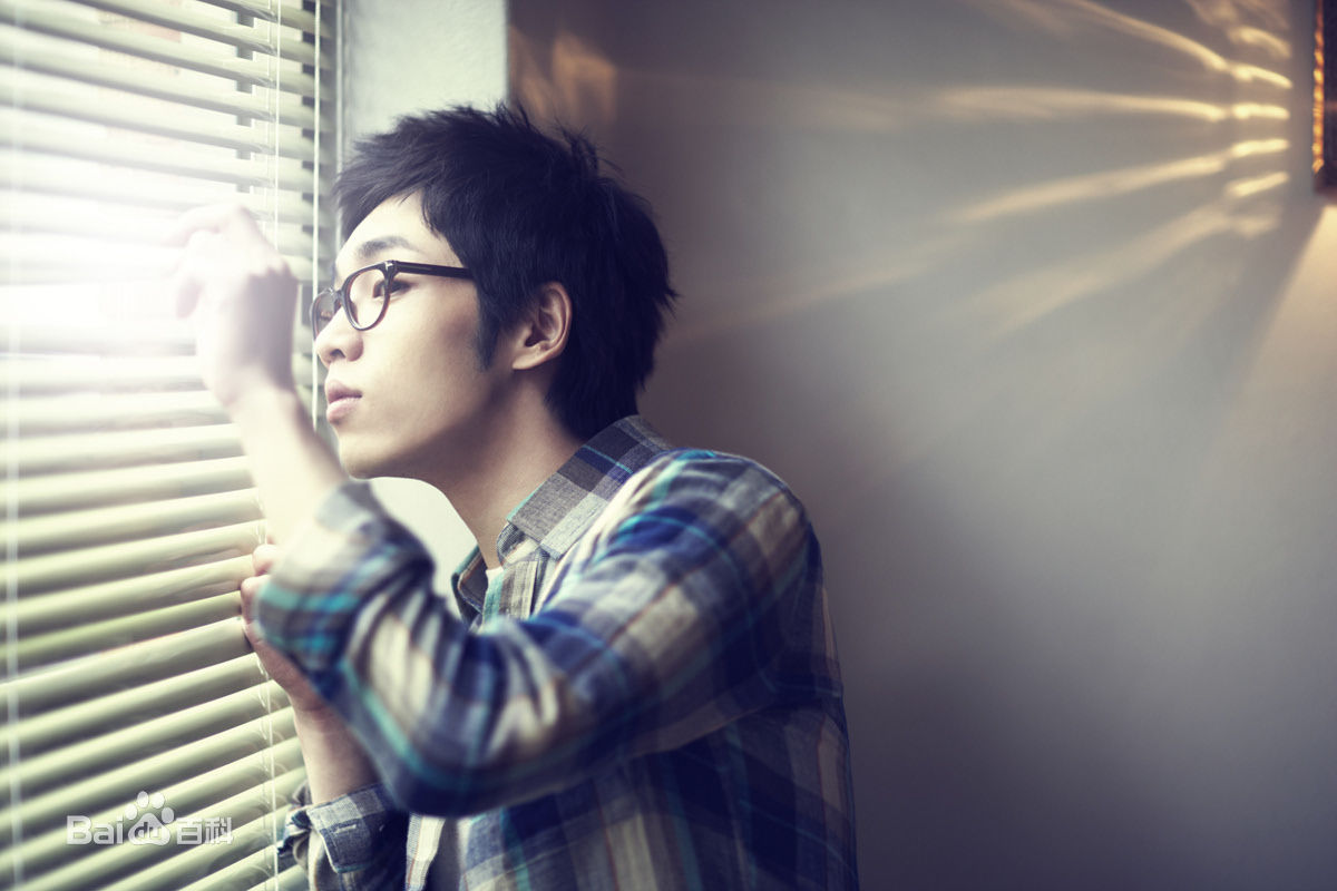 李硕薰（正确汉字名）(，Lee Seok Hoon)专辑素颜照相册