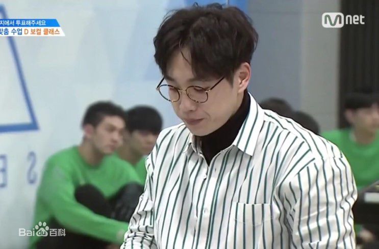 李硕薰（正确汉字名）(，Lee Seok Hoon)Produce 101 第二季壁纸壁纸