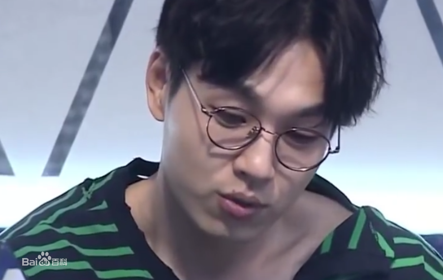 李硕薰（正确汉字名）(，Lee Seok Hoon)Produce 101 第二季壁纸壁纸