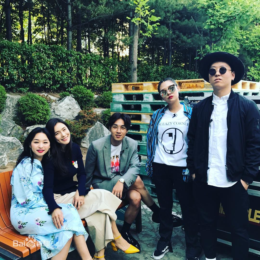 李硕薰（正确汉字名）(，Lee Seok Hoon)李硕薰生活照相册