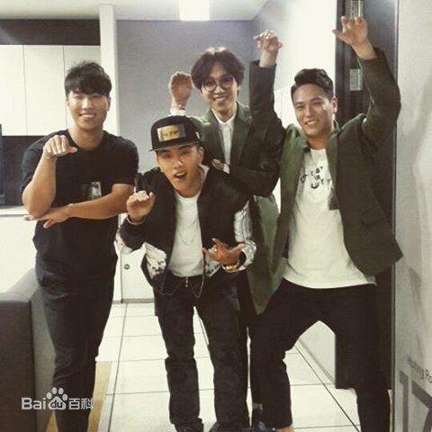 李硕薰（正确汉字名）(，Lee Seok Hoon)李硕薰生活照相册