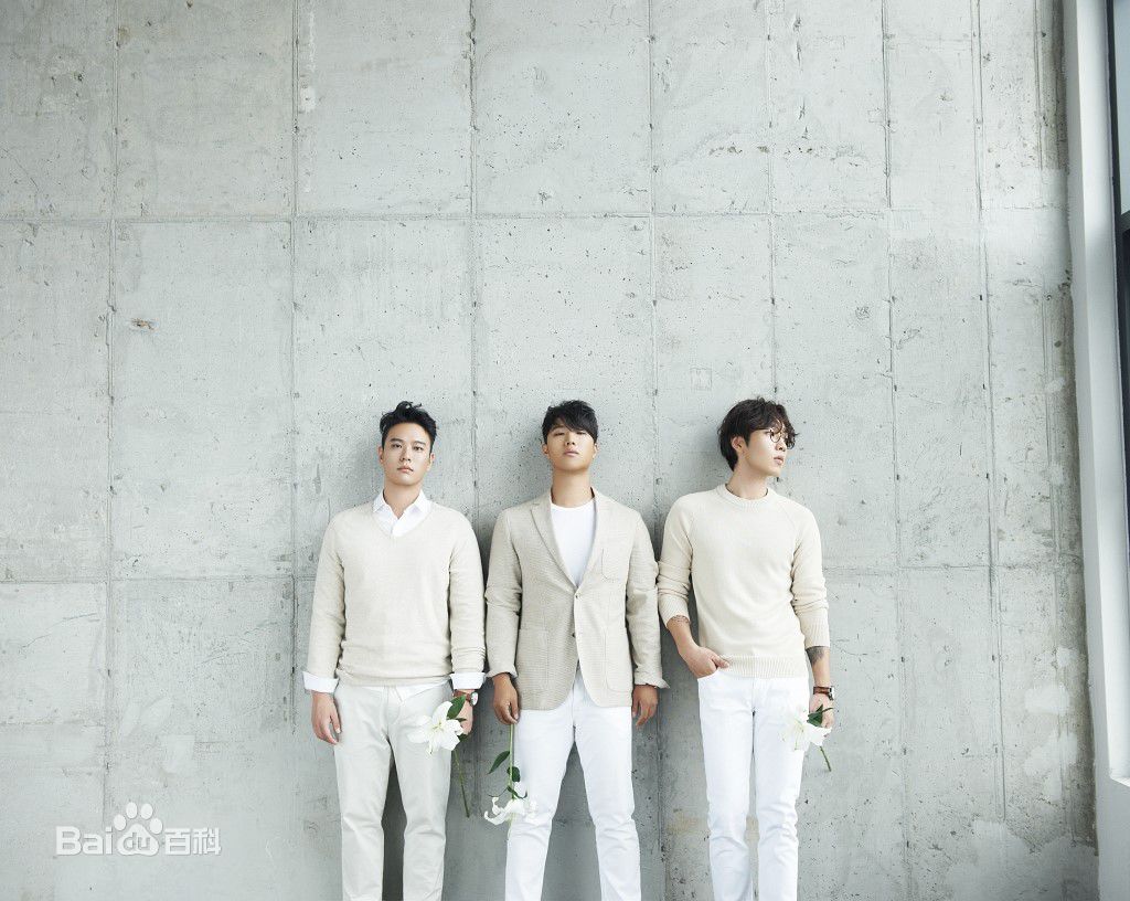 李硕薰（正确汉字名）(，Lee Seok Hoon)画报前后照片