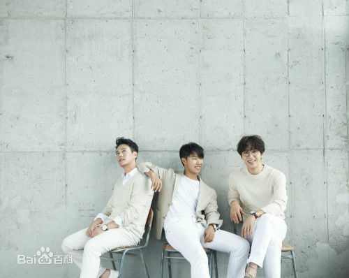 李硕薰（正确汉字名）(，Lee Seok Hoon)画报前后照片