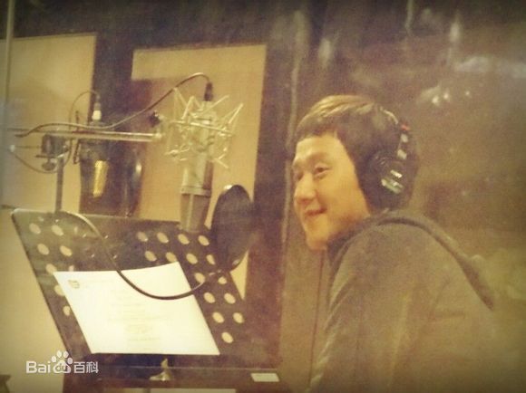 郑宇(JUNG WOO，チョンウ)生活照图片图册