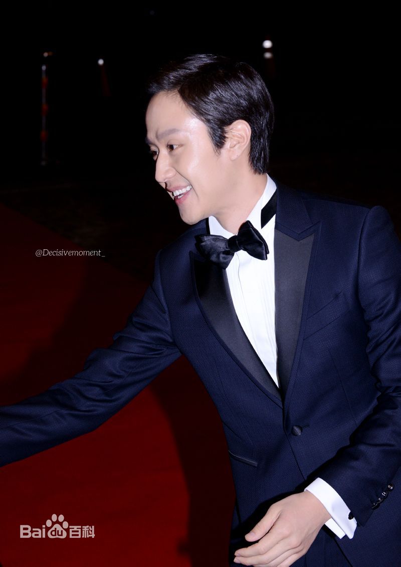 郑宇(JUNG WOO，チョンウ)活动照前后照片