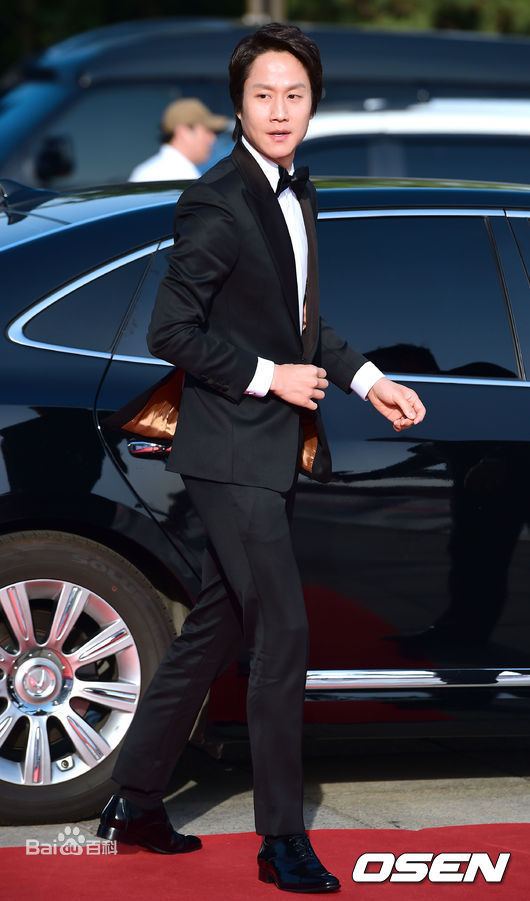 郑宇(JUNG WOO，チョンウ)颁奖礼生活照相册