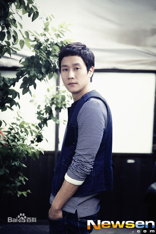 郑宇(JUNG WOO，チョンウ)最全杂志画报相册