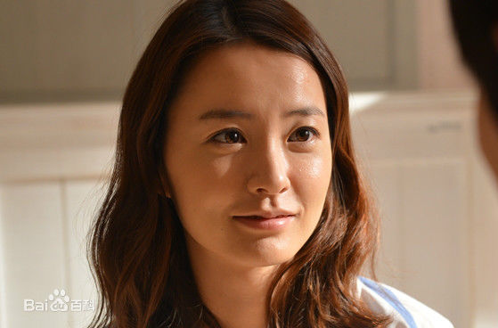 高清郑裕美(Jung yumi)在《需要浪漫2012》中的图册