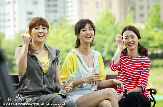 高清郑裕美(Jung yumi)在《需要浪漫2012》中的图册